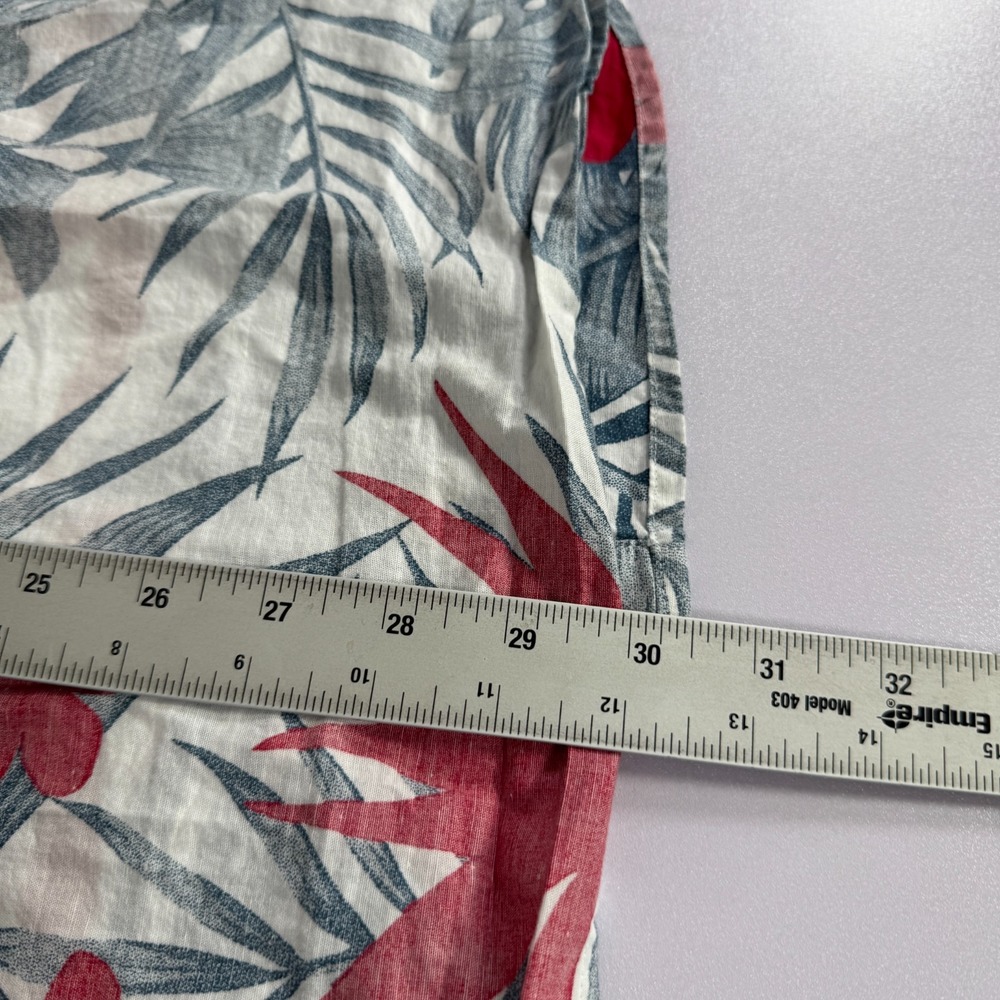Travis Mathew Shirt Mens Large White Button Up Golf Hawaiian Floral Casual - Picture 7 of 8